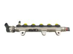 Rail Iniezione 0445214155 8200842432 0281002800 Bosch 2.0 DCI Renault
