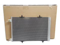 Condensatore aria condizionata Citroen Peugeot 9828083680 Originale