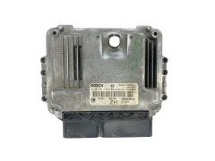 Centralina 0281011943 55556829 8973785710 Opel Bosch 63573