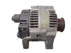 Alternatore Renault 7700424582 2541981A 110A Valeo 1059