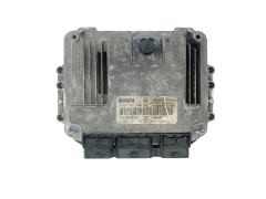 Centralina 8200355819 0281011644 23710 AW360 Nissan Bosch 45746
