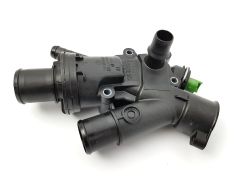 Alloggiamento Termostato Originale Citroen Peugeot 407 C5 2.0 HDI 9803648780 Alloggiamento Termostato Originale Citroen Peugeot 407 C5 2.0 HDI 9803648780