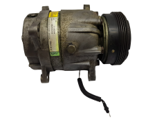 Compressore Aria Condizionata Renault Megane I 7700273320 1135284 5284 Delphi 6987