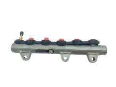 Rail Iniezione Bosch Renault 0445214155 8200842432 2.0 DCI