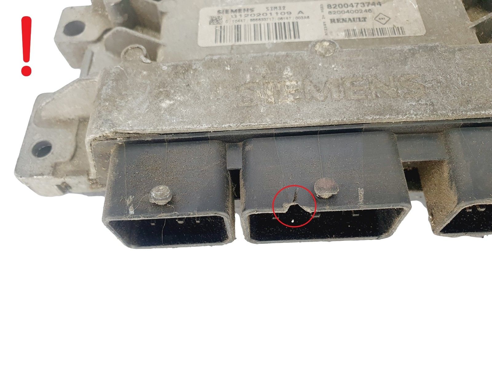 Centralina S120201109A 8200473744 SIM32 Renault Siemens 42979 main product photo