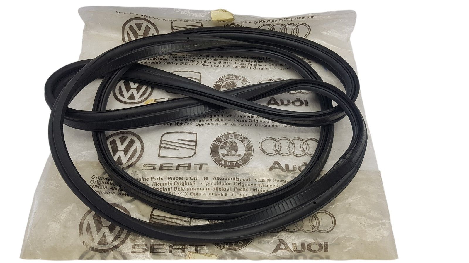 Guarnizione Portellone Originale 6J3827705A Seat Ibiza main product photo