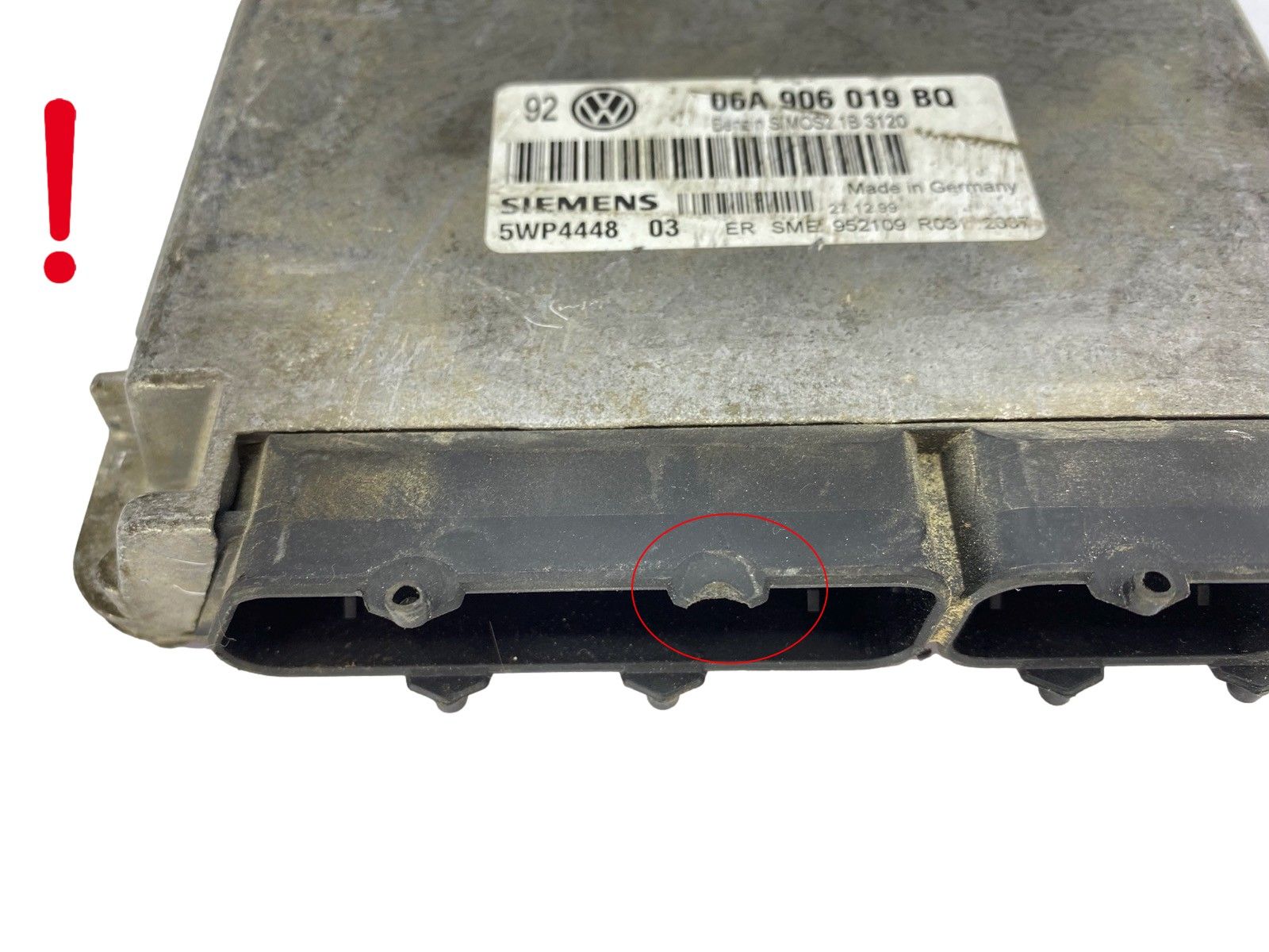 Centralina VW 06A906019BQ 5WP4448 03 SIMOS2.1B Siemens 53931 main product photo